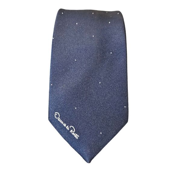 OSCAR DE LA RENTA TIE - Picture 2 of 8